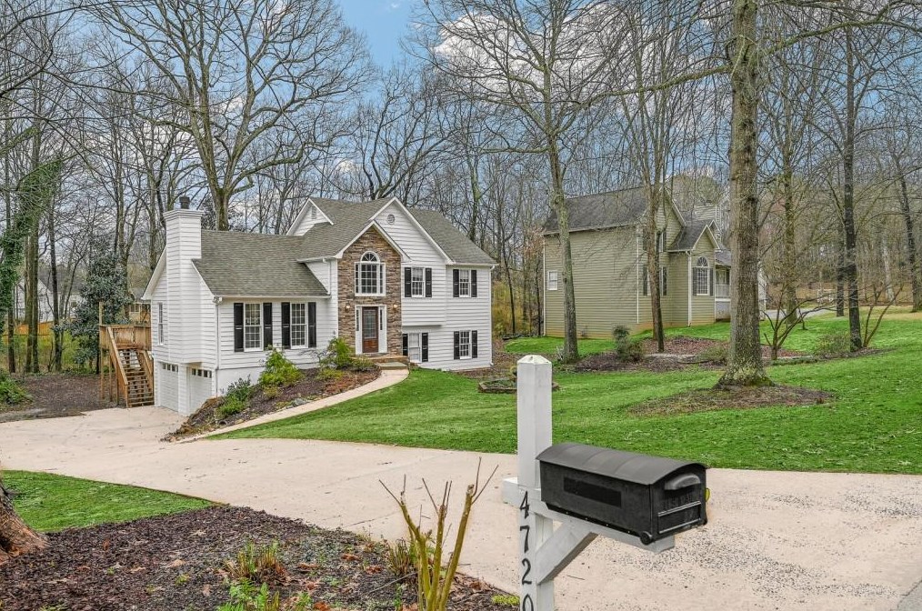 4720 Newberry Dr, Cumming, GA 30040-9404