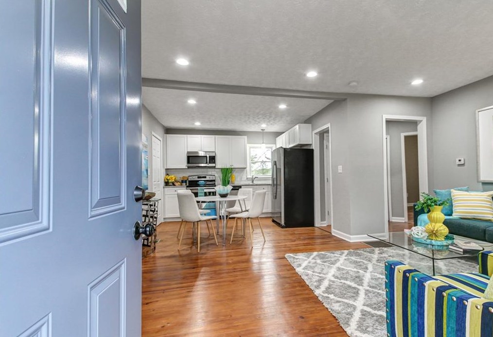 3340 Phillips Cir, Decatur GA  30032-4700 exterior