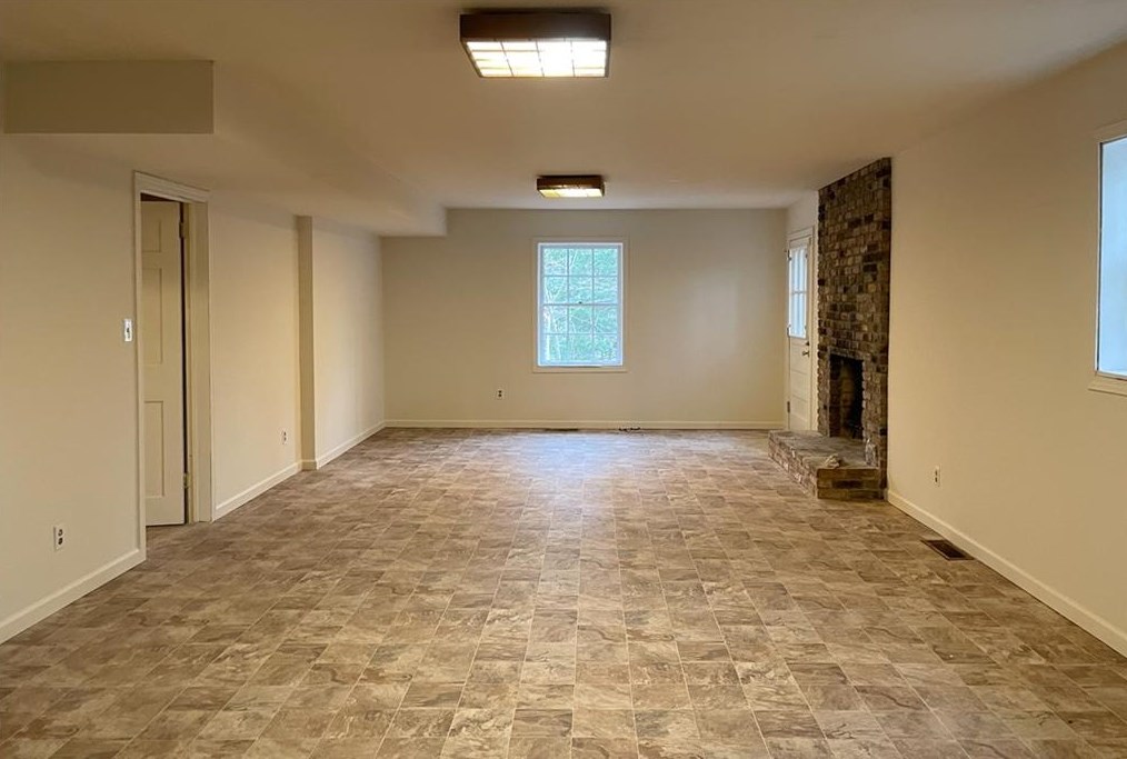 3640 Paces Valley Rd, Atlanta GA  30327-3206 exterior