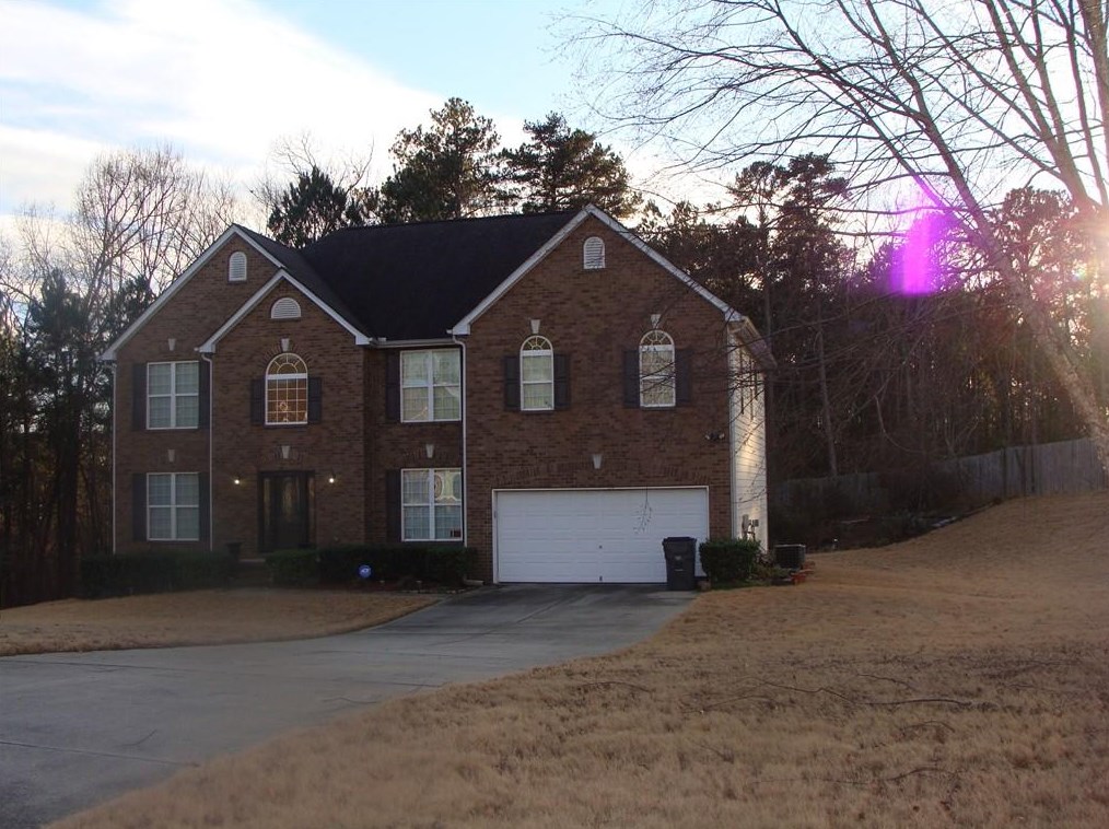 10167 Hickory Cir, Jonesboro, GA 30238-8610