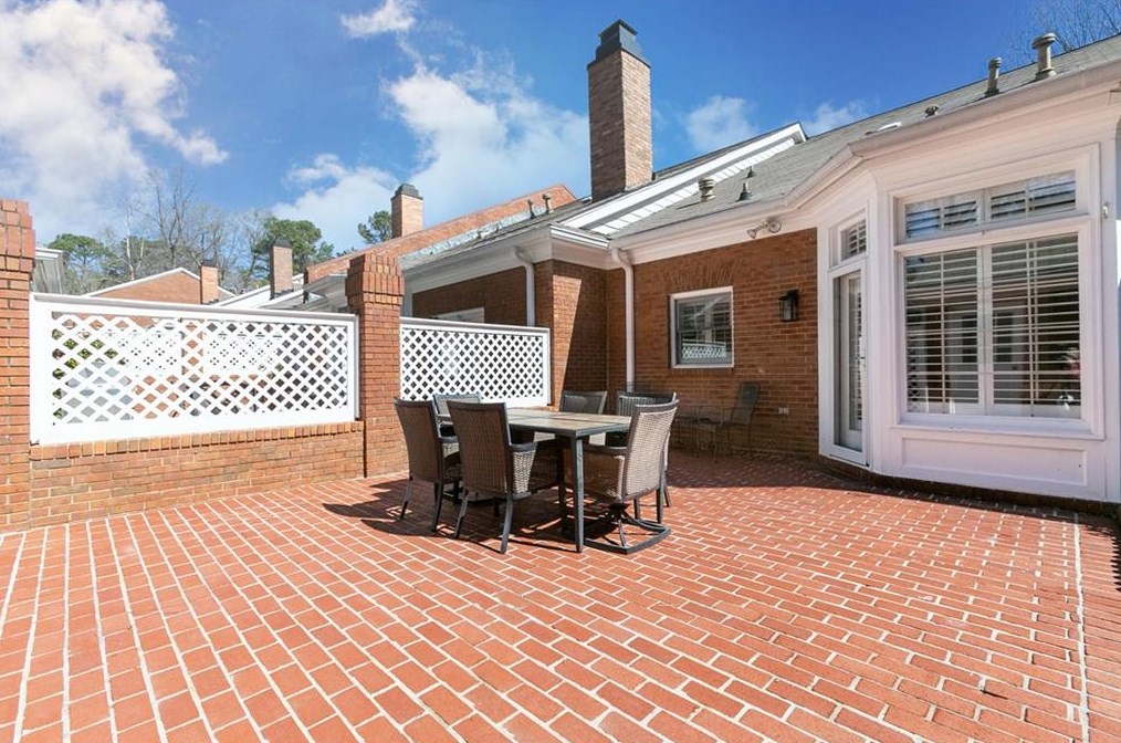 3830 Savannah Sq, Atlanta GA 30340-4338 exterior