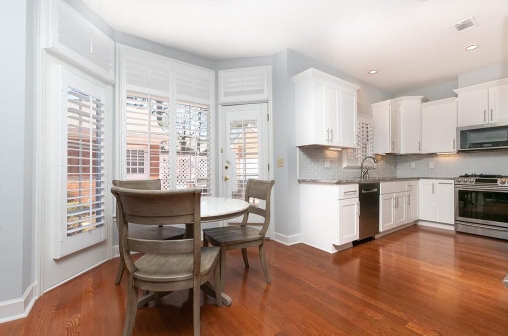 3830 Savannah Sq, Atlanta GA 30340-4338 exterior