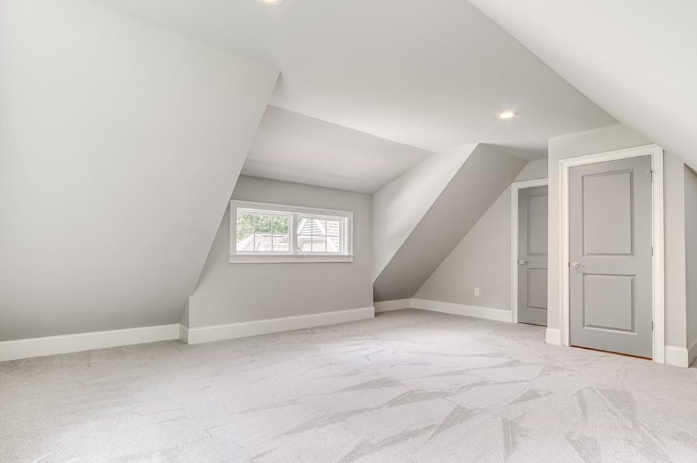 3146 Sprucewood Dr, Decatur GA  30033-2506 exterior