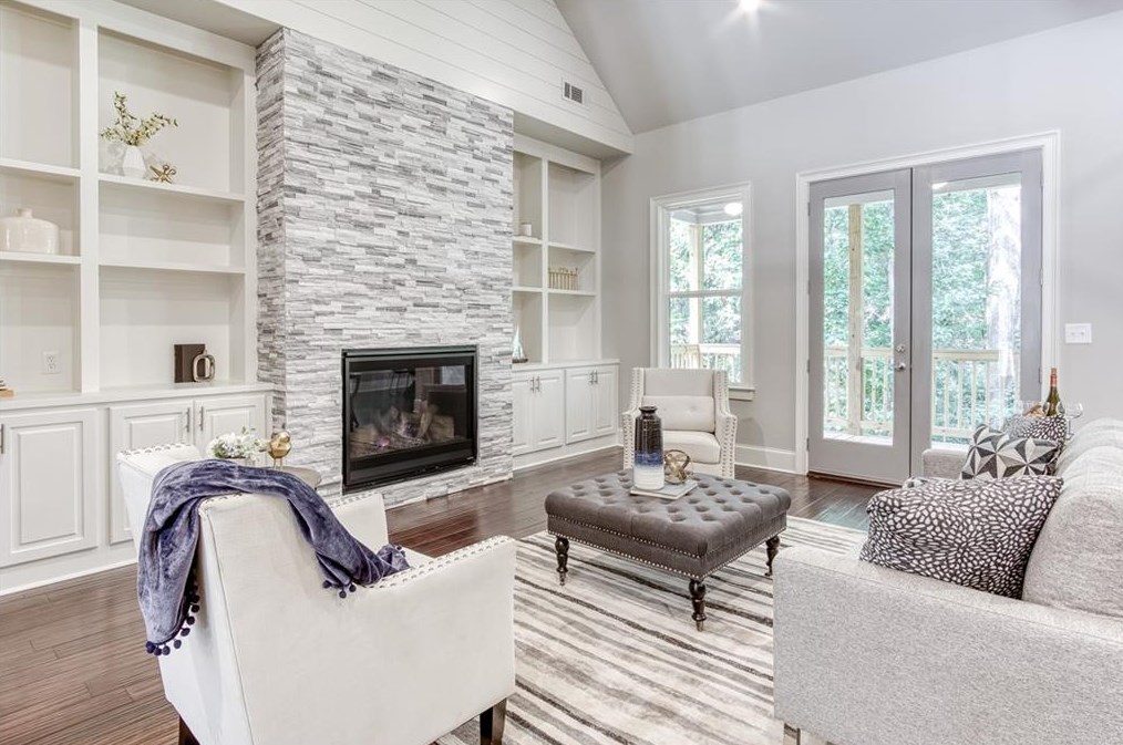 3146 Sprucewood Dr, Decatur GA  30033-2506 exterior