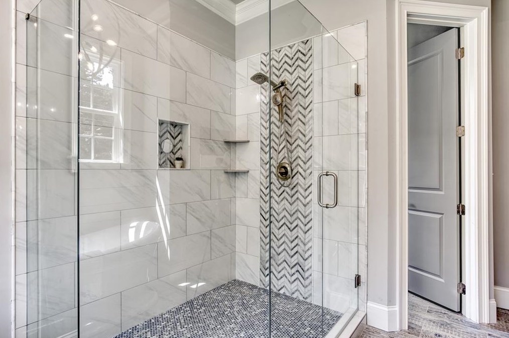 3146 Sprucewood Dr, Decatur GA  30033-2506 exterior