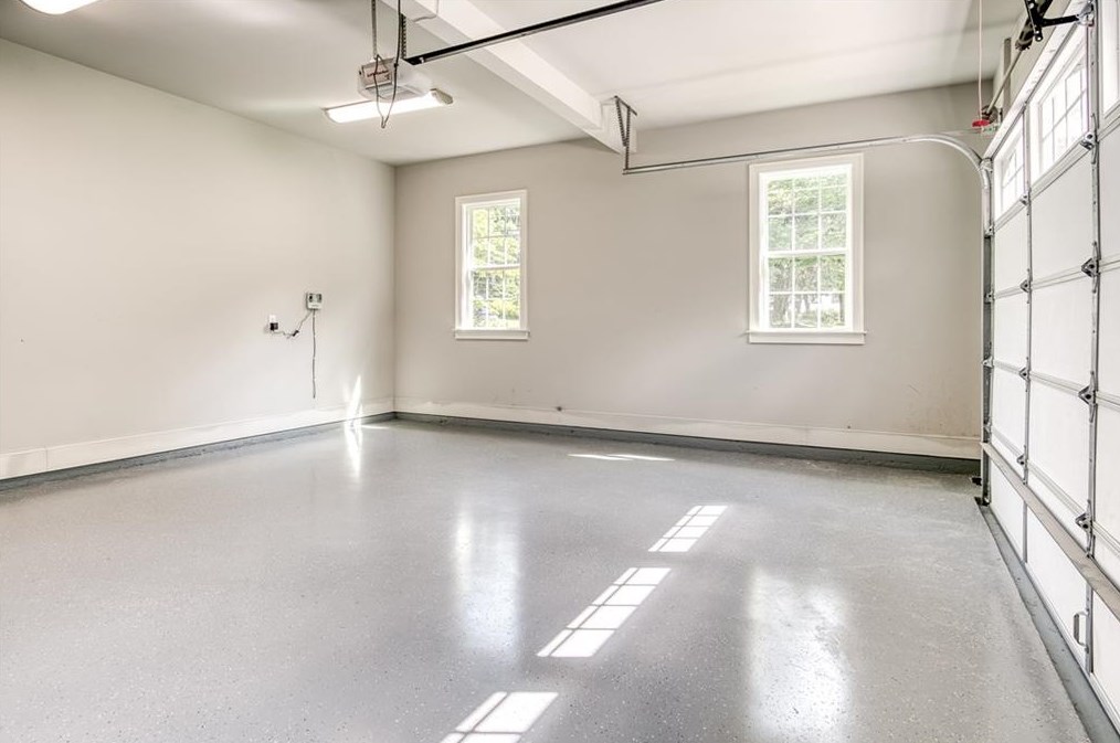 3146 Sprucewood Dr, Decatur GA  30033-2506 exterior