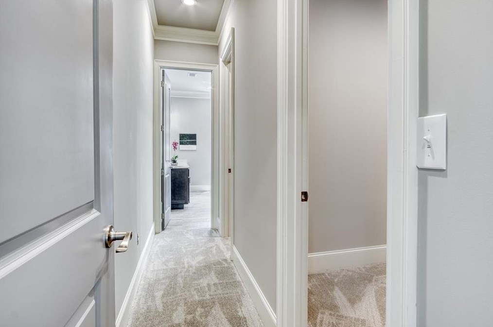 3146 Sprucewood Dr, Decatur GA  30033-2506 exterior