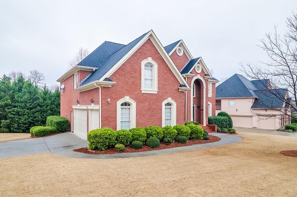 3305 Forest Trace Dr, Dacula, GA 30019-4544