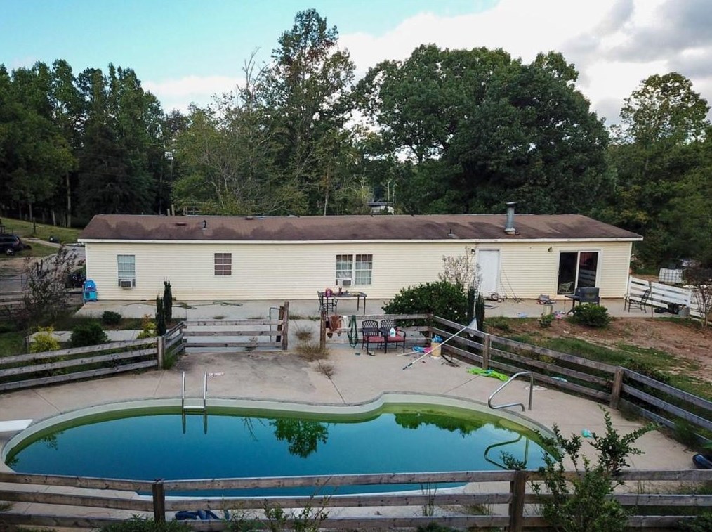 9015 Hwy 166, Winston, GA 30187