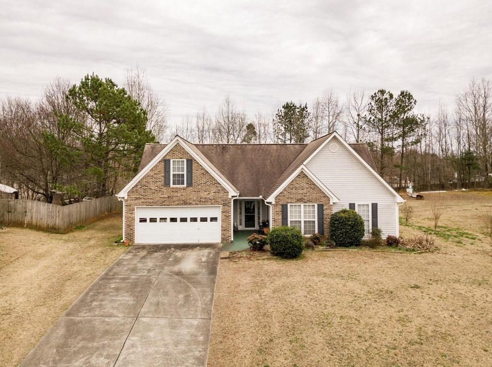 6386 Magnetic Pt, Flowery Branch, GA 30542-3978