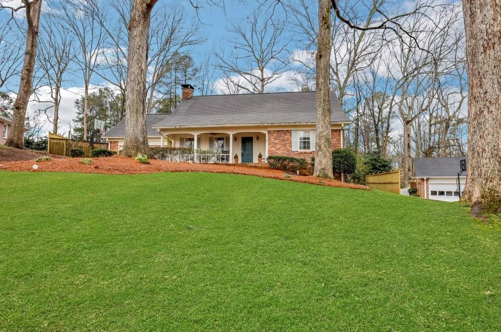 3505 Sunderland Cir, Atlanta, GA 30319-1969