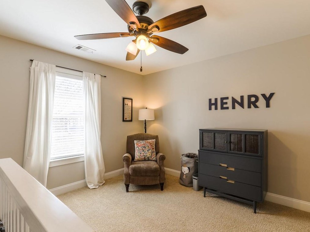 2070 Hatteras Way, Atlanta GA  30318-1083 exterior
