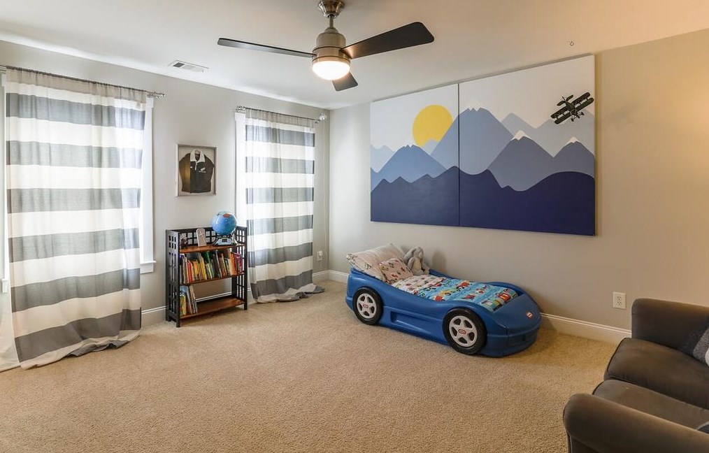 2070 Hatteras Way, Atlanta GA  30318-1083 exterior