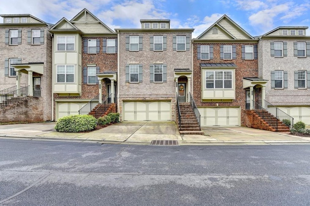 1929 Cobblestone Cir Ne, Atlanta, GA 30319