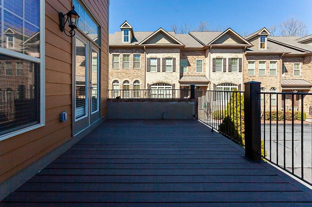 925 Telfair Close, Atlanta GA 30350-4901 exterior