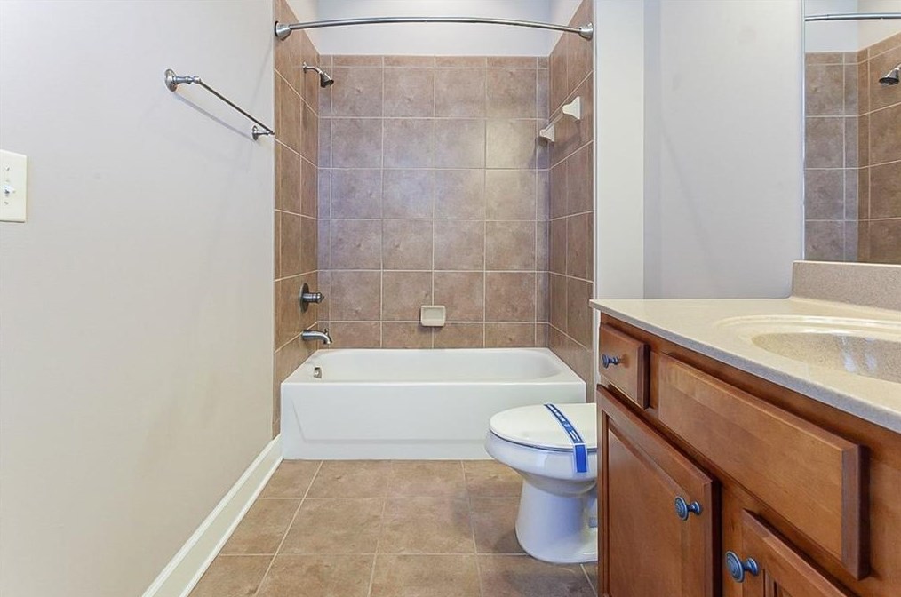 925 Telfair Close, Atlanta GA 30350-4901 exterior