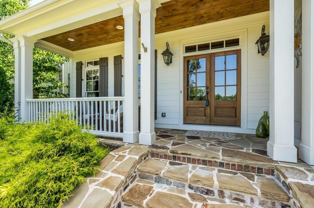 845 Owens Lake Rd, Alpharetta, GA 30004-7359