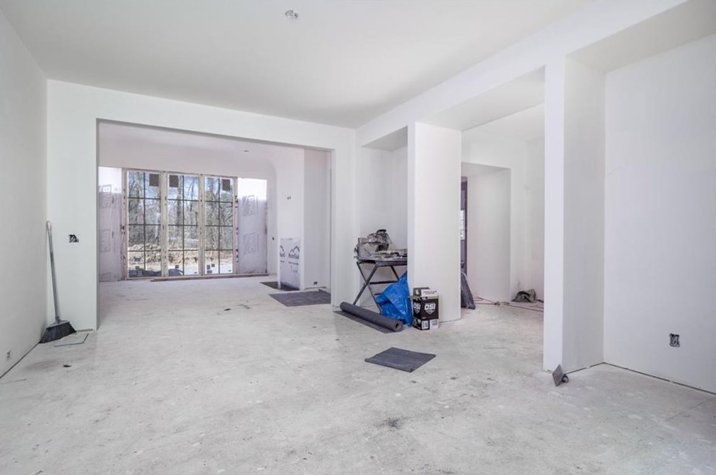 3332 Rilman Rd, Atlanta GA  30327-1507 exterior