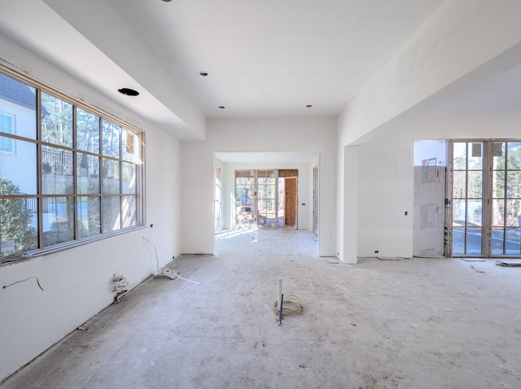 3332 Rilman Rd, Atlanta GA  30327-1507 exterior