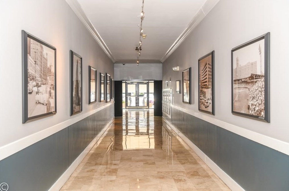 800 Peachtree St, Atlanta GA  30308-1258 exterior