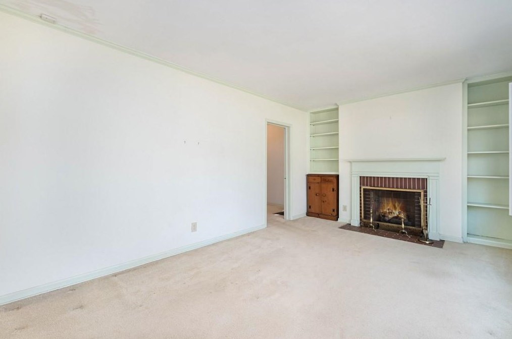 2283 Wineleas Rd, Decatur GA  30033-5516 exterior