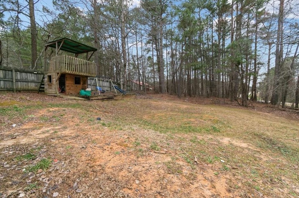 16 Forest Ct, Dallas, GA 30132-3071