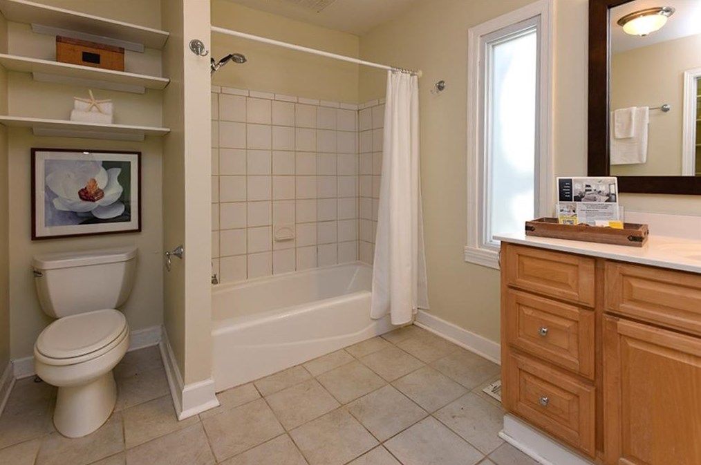 810 Gaylemont Cir, Decatur GA  30033-4852 exterior