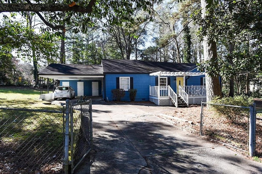 810 Gaylemont Cir, Decatur GA  30033-4852 exterior