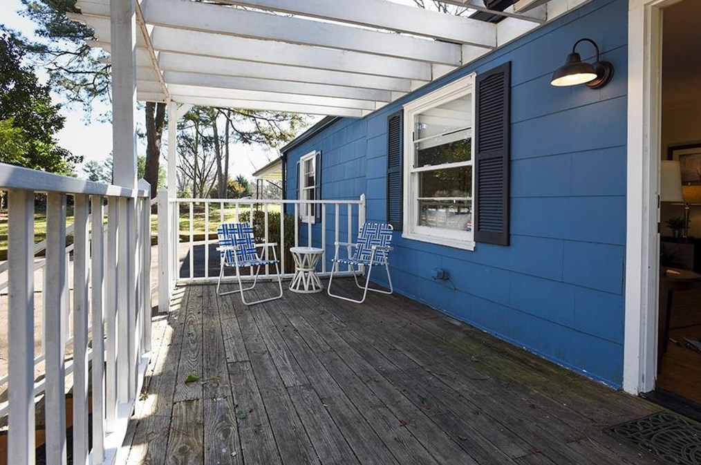 810 Gaylemont Cir, Decatur GA  30033-4852 exterior