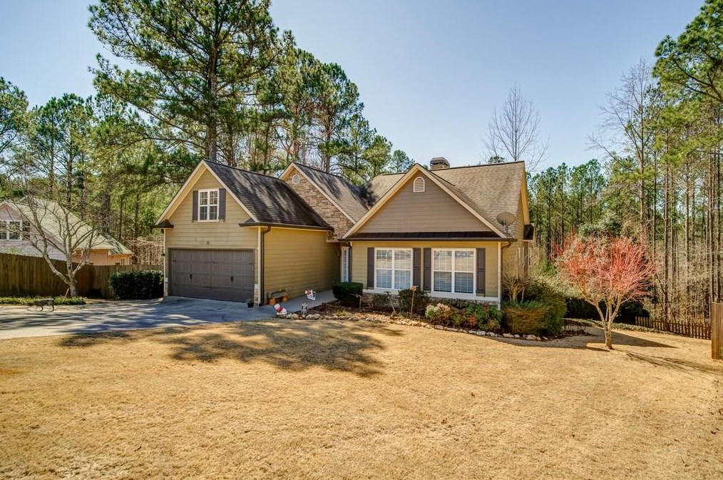 35 Eagle Point Way, Dallas, GA 30132-8490