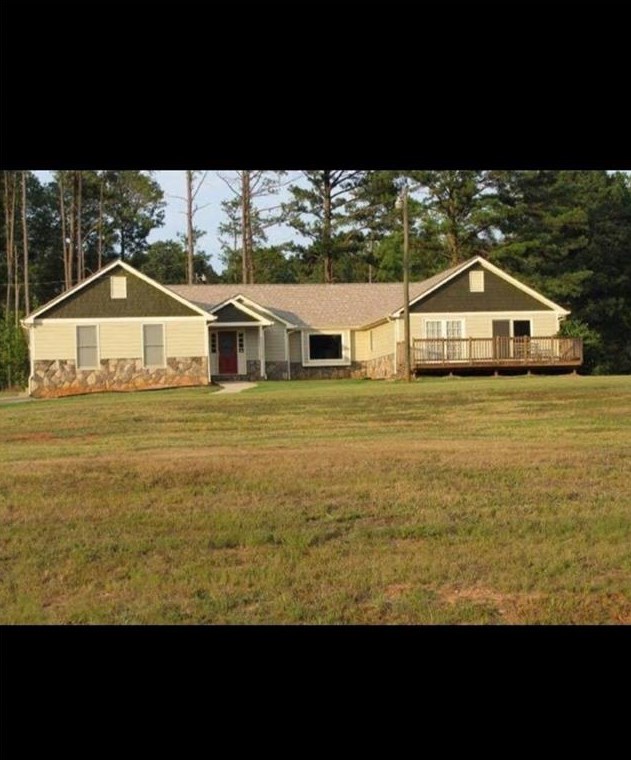 150 Benton Rd, Porterdale, GA 30014
