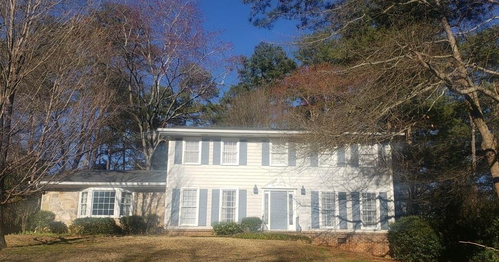 160 Jade Cove Cir, Roswell, GA 30075-4621
