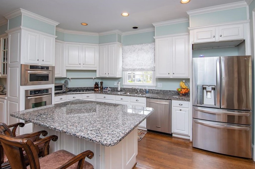60 Old Vermont Pl, Atlanta GA  30328-4761 exterior