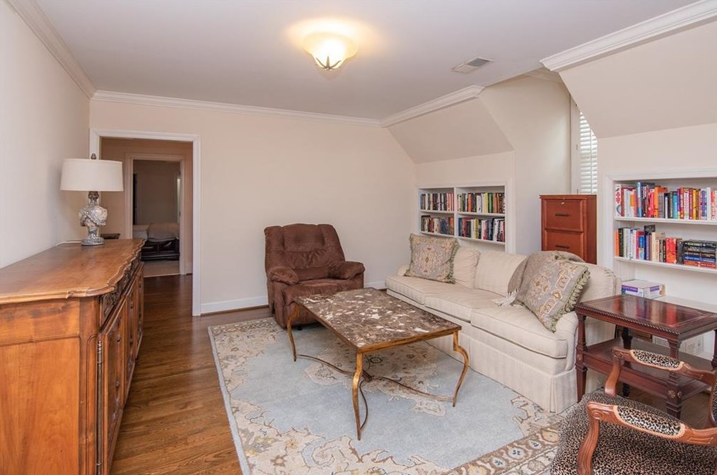 60 Old Vermont Pl, Atlanta GA  30328-4761 exterior