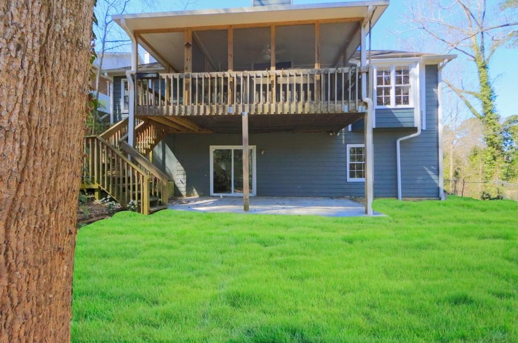 1831 Fairoaks Pl, Decatur, GA 30033-1450