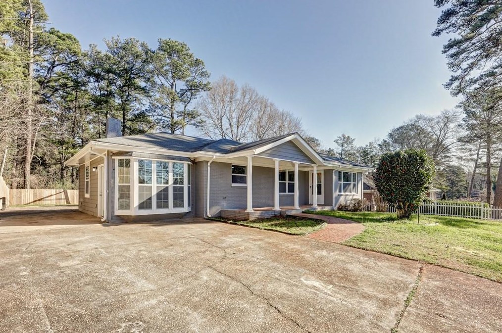 2266 Mcafee Rd, Decatur, GA 30032-4034