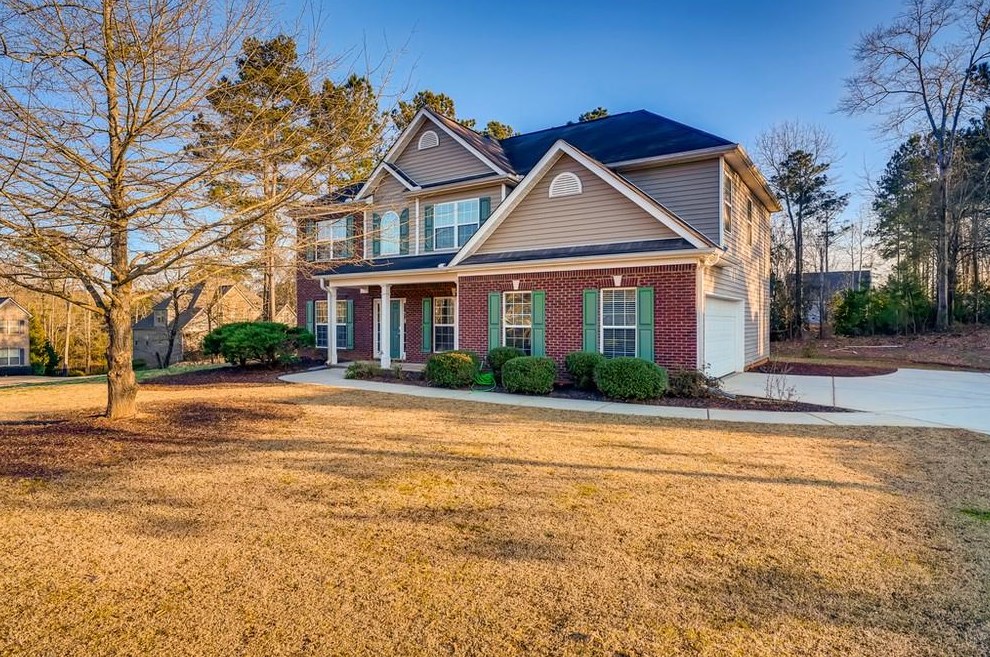 507 Christian Cir, Senoia, GA 30276-1574