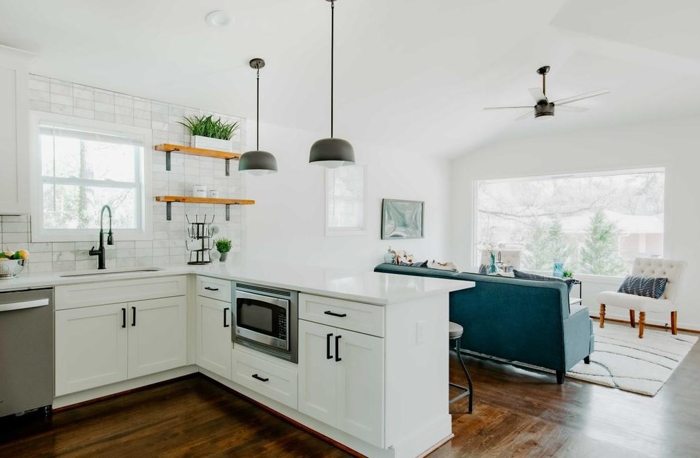 1269 Thurgood St, Atlanta GA 30314-2552 exterior