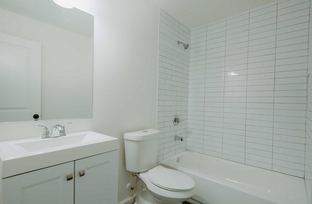 1269 Thurgood St, Atlanta GA 30314-2552 exterior