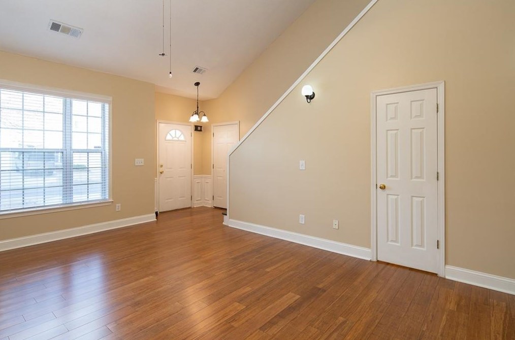2818 Ashleigh Ln, Alpharetta, GA 30004-6154