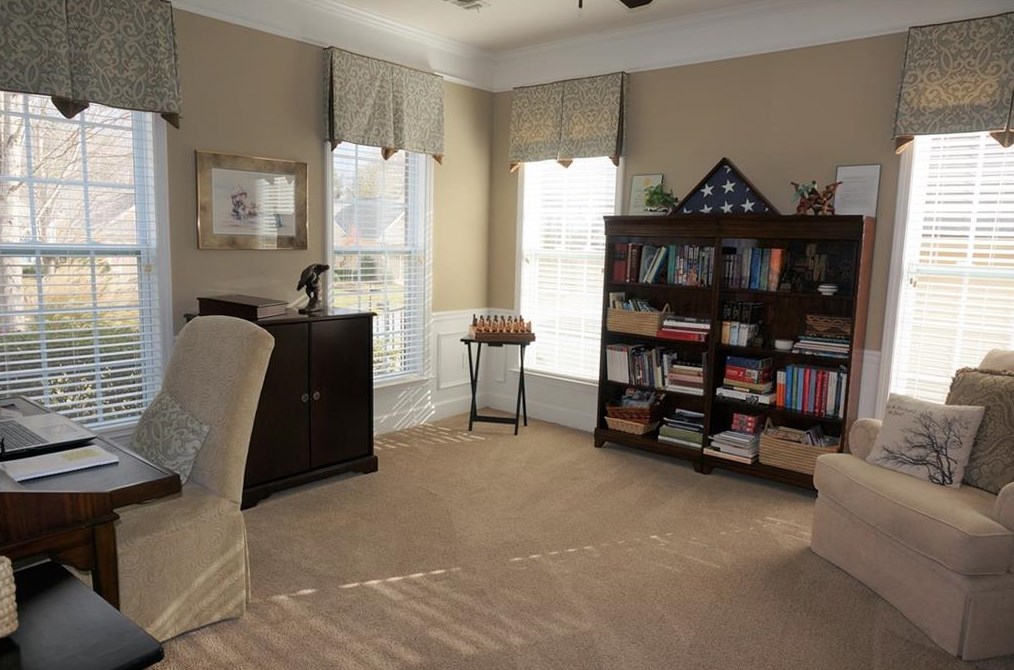 6526 Autumn Crest Ln, Hoschton GA  30548-8250 exterior