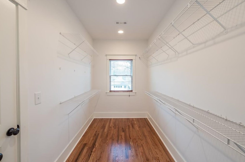 144 Mead Rd, Decatur GA  30030-3621 exterior