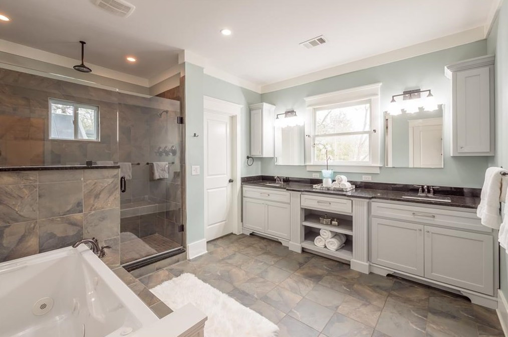 144 Mead Rd, Decatur GA  30030-3621 exterior