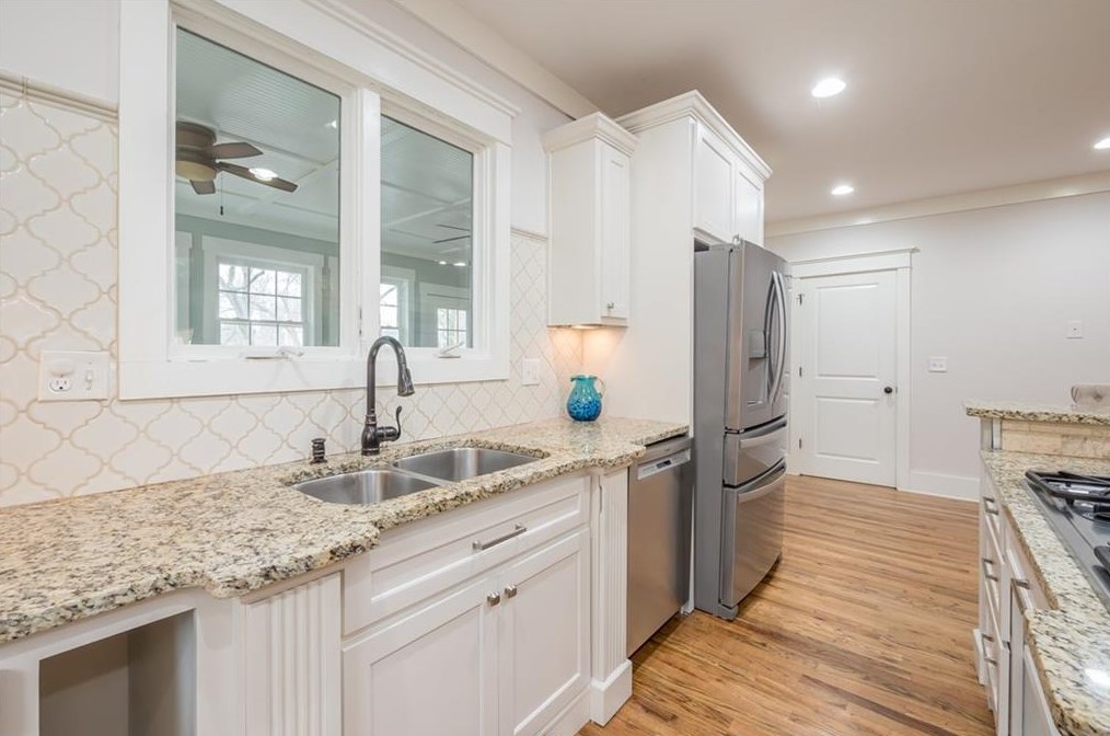 144 Mead Rd, Decatur GA  30030-3621 exterior