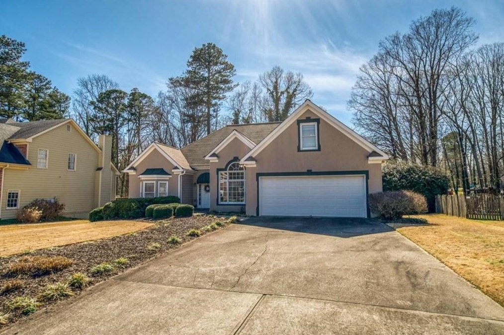 1090 Grace Hadaway Ln, Lawrenceville, GA 30043-4657