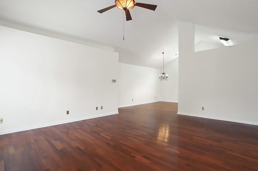 232 Dennis Dr, Alpharetta GA 30009-6503 exterior