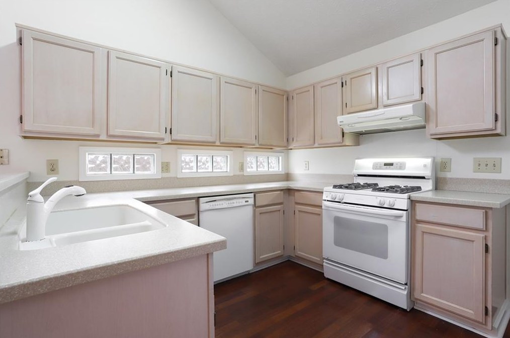 232 Dennis Dr, Alpharetta GA 30009-6503 exterior