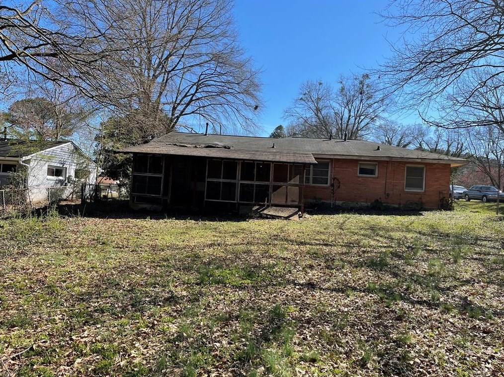 3032 Brook Dr, Decatur GA  30033-3910 exterior