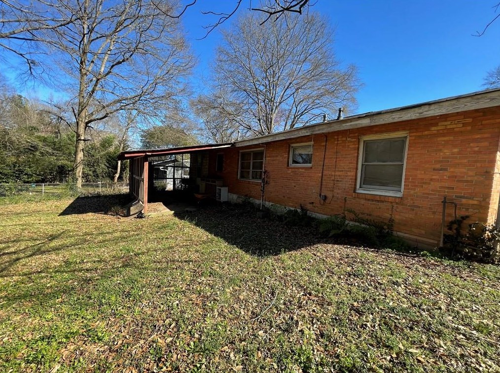 3032 Brook Dr, Decatur GA  30033-3910 exterior