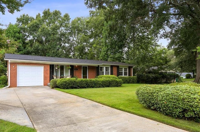1941 Inverness Rd, Smyrna, GA 30080-3737